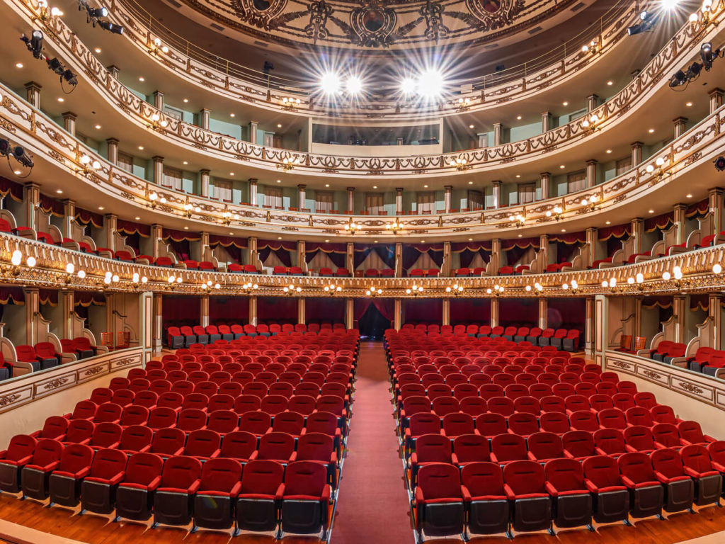 Teatro Macedonio Alcalá