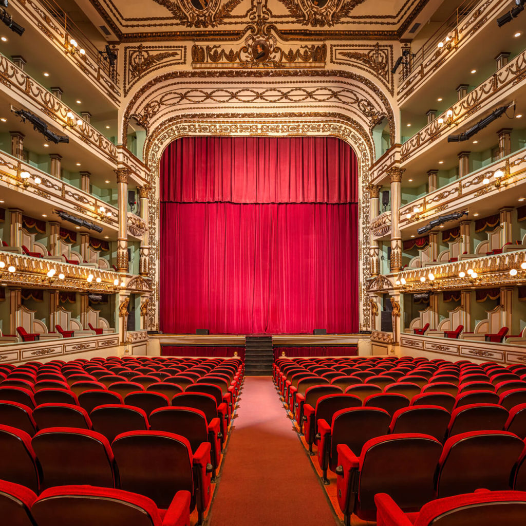 Teatro Macedonio Alcalá