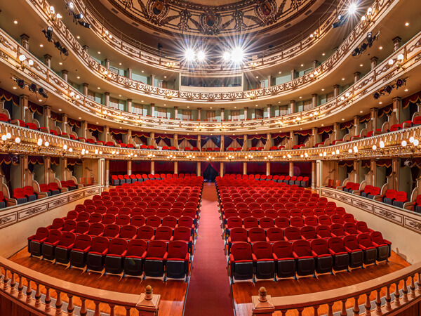 Teatro Macedonio Alcalá